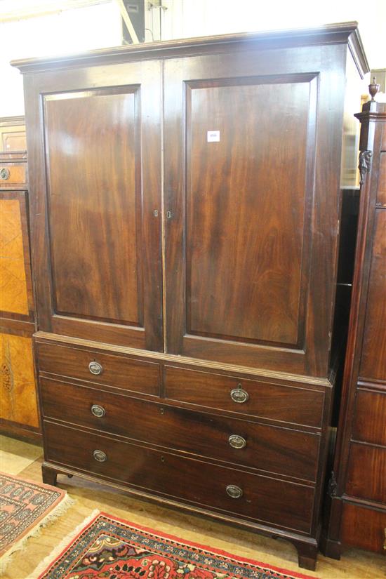 A Regency mahogany linen press, stamped Gillows of Lancaster, W.4ft 1in. H.5ft 11.5in